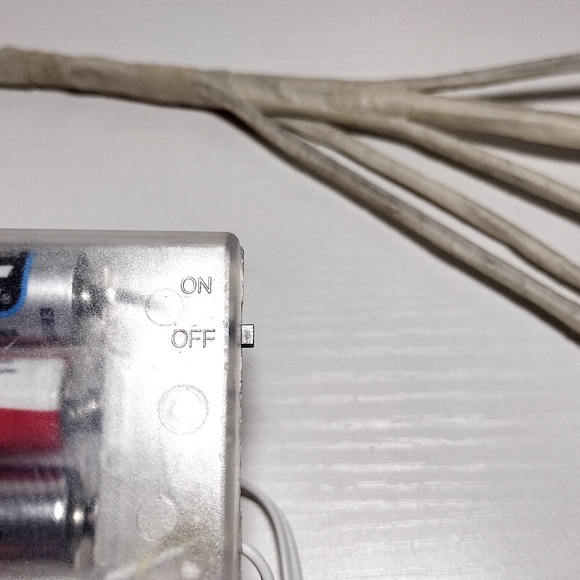 7 LED White Light Branch 15" Tall (3) AA Battery Powered for Flower Decor - Picture 6 of 8